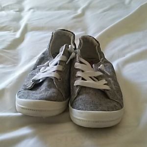 Roxy scrunch back sneakers